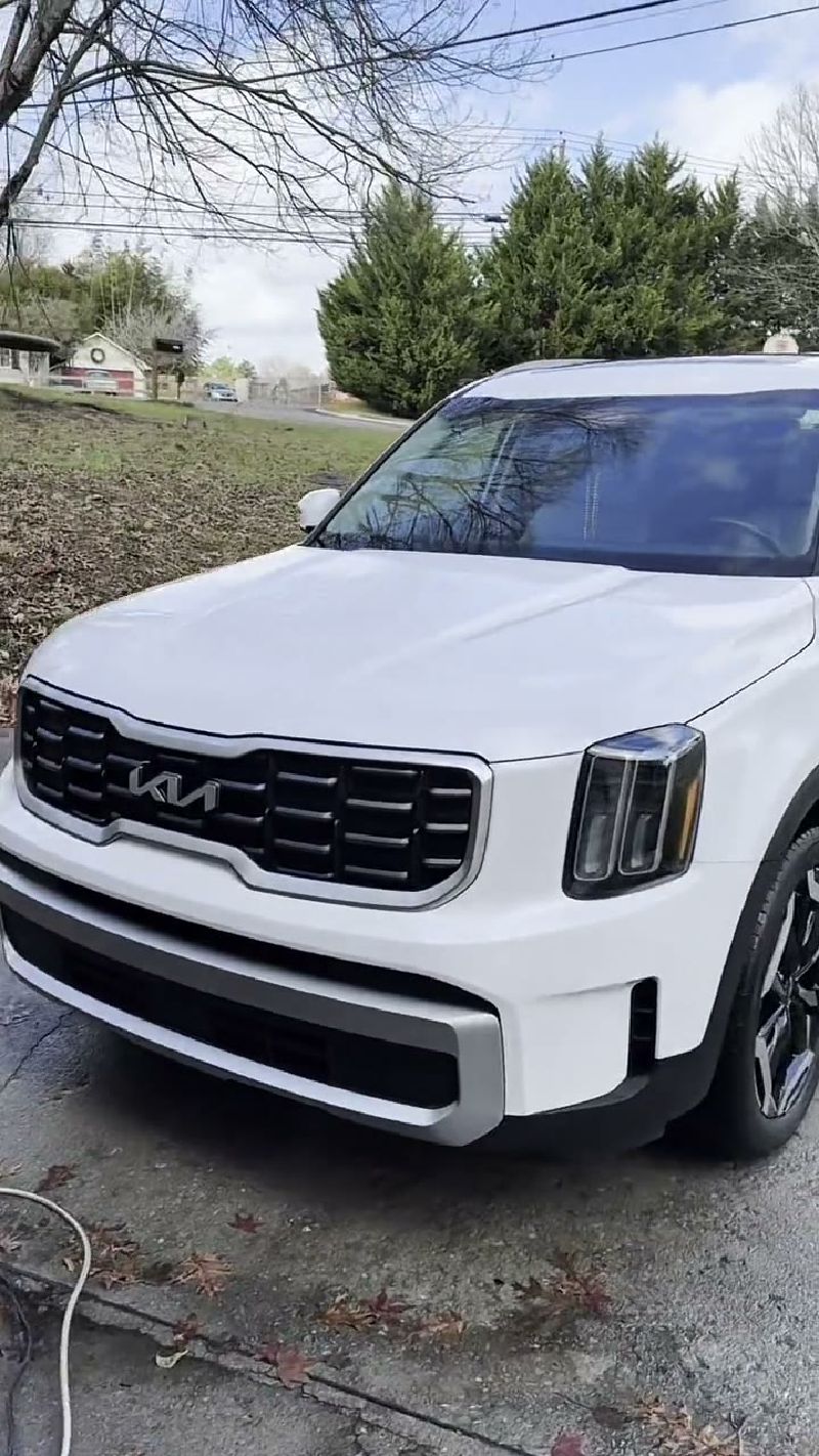 Mobile car detailing video from Outstanding Car Detailing in Knoxville, TN